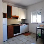Loredana 아파트